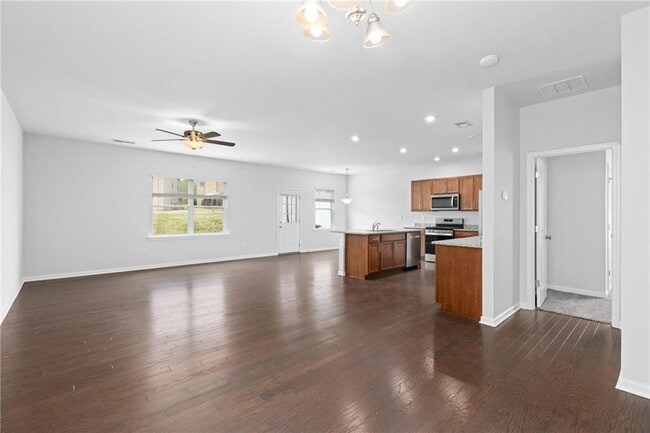 Building Photo - 360 Paulownia Cir