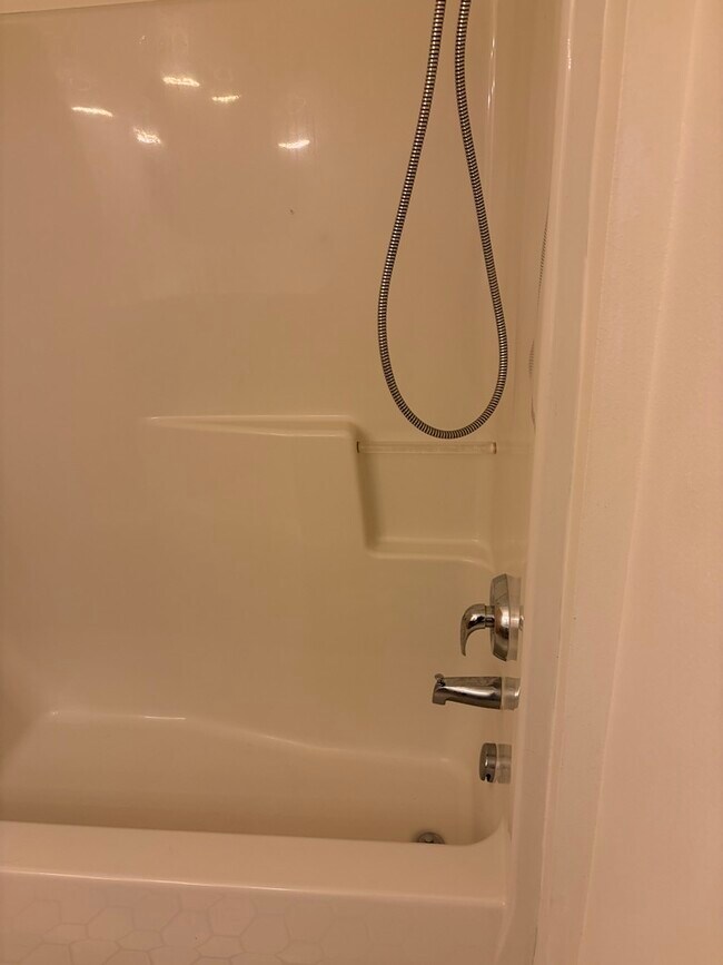 Building Photo - 1125 NW 9th Ave