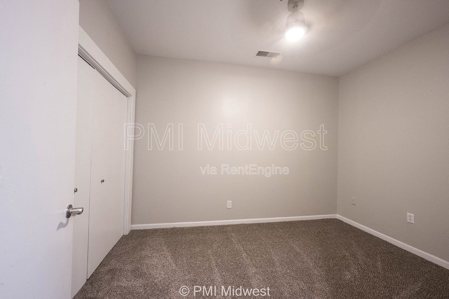 Building Photo - 874 Virginia Ave