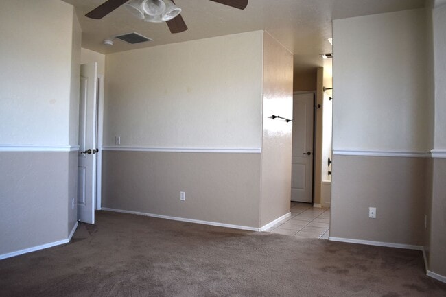 Building Photo - 2112 Calle Sabo