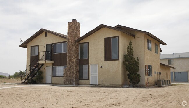 Building Photo - 18149-18155 Mimosa Rd