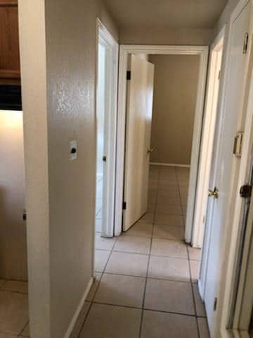 Building Photo - 8420 Waterfall Dr