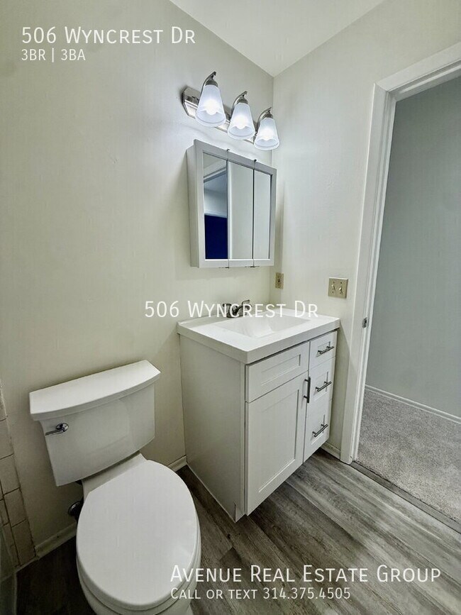 Building Photo - 506 Wyncrest Dr