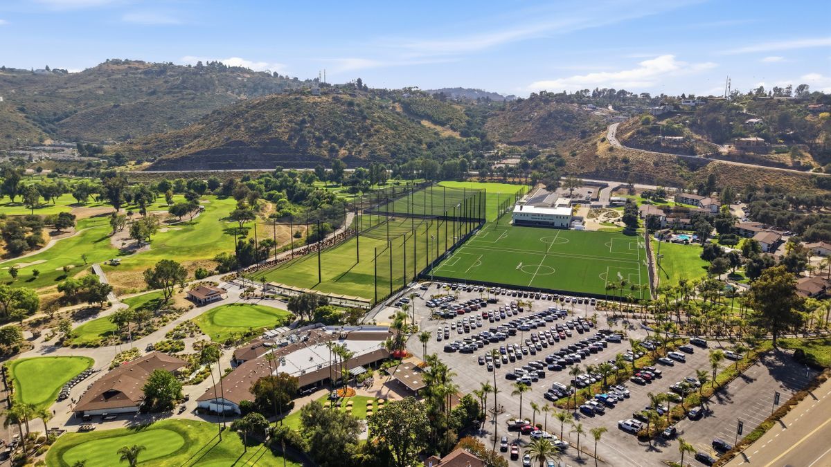 Building Photo - 3231 Dehesa Rd