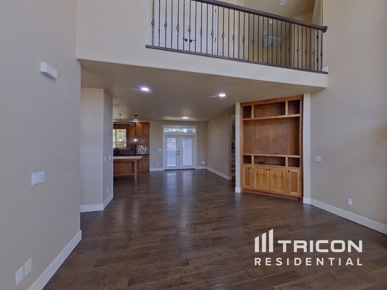 Building Photo - 11593 SE Waterleaf Dr