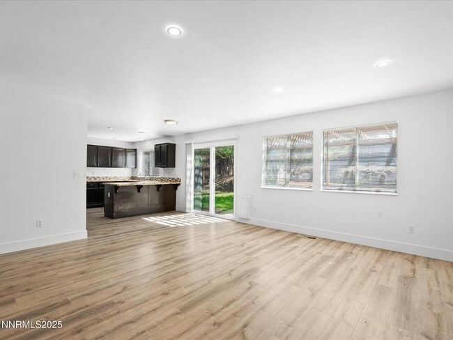 Building Photo - 8040 Monterey Shores Dr