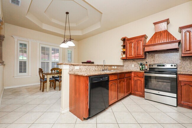 Building Photo - 1237 Whisper Hill Dr