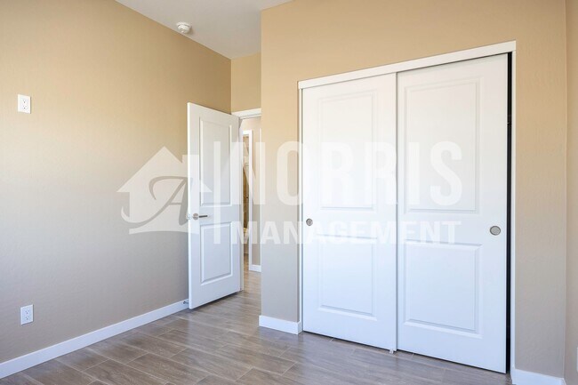 Building Photo - 9301 W Century Dr