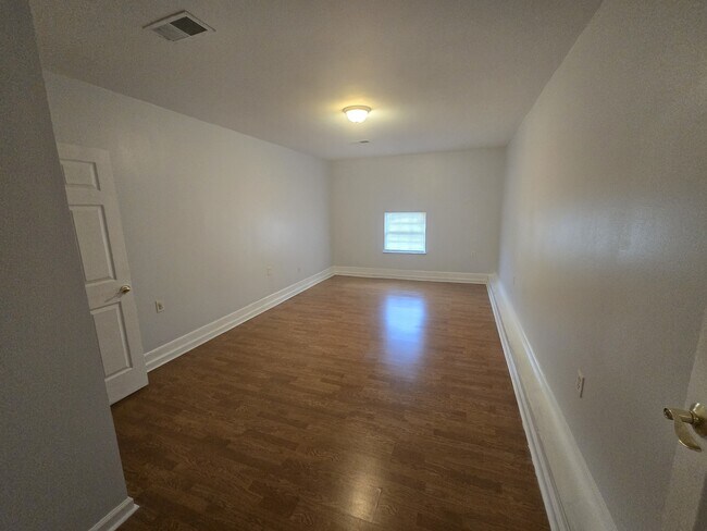 Building Photo - 2310 Trio St