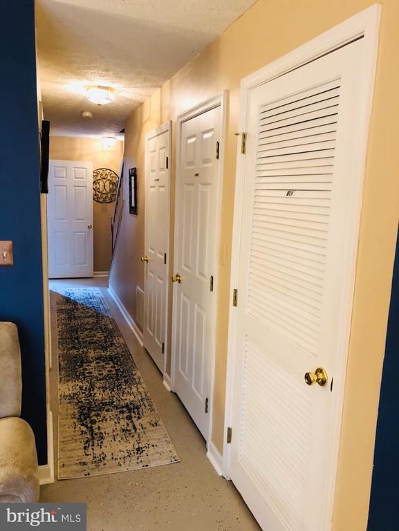 Building Photo - 11052 Sentry Ridge Rd