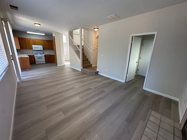 Building Photo - Beautiful 3 Bedroom, 2.5 Bath Antioch Home