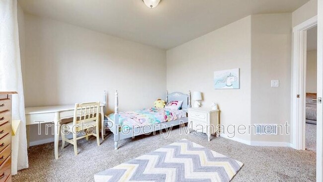 Building Photo - 1472 Moraine Valley Dr