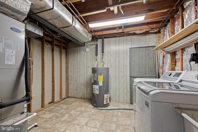 Building Photo - 6234 Ducketts Ln