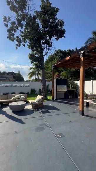 Building Photo - 4681 SW 26th Terrace