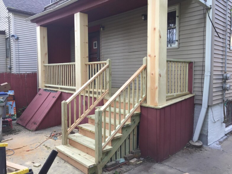 Building Photo - 929 E Clarke St