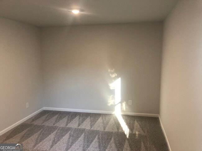 Building Photo - 4211 Portsbrook Ave