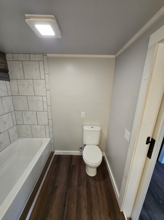 Building Photo - 7356 Old Cox Pike