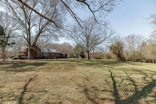 Building Photo - 1593 Archer Grove School Rd