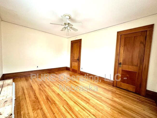 Building Photo - 4821 Underwood Ave