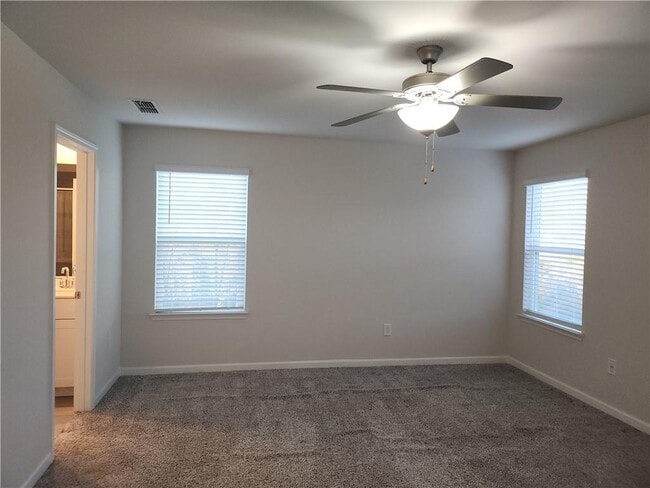 Building Photo - 65 Cedar Ln