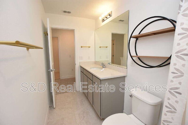 Building Photo - 3857 Capri Coast Dr