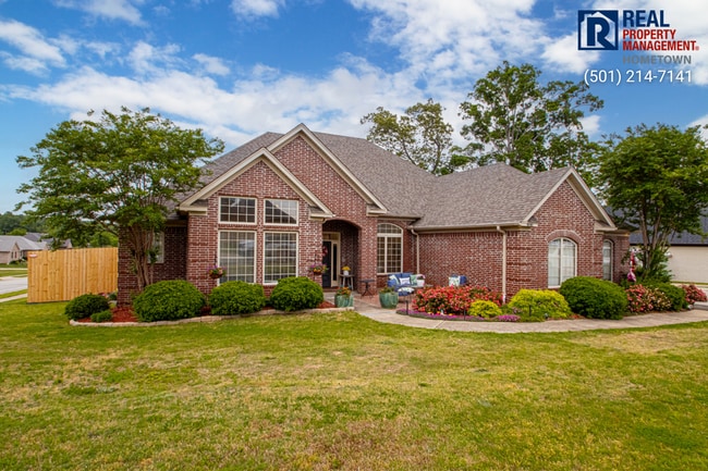 Building Photo - 4040 Robinwood Cir