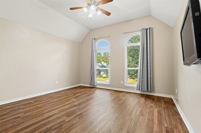 Building Photo - 15403 Redbud Leaf Ln