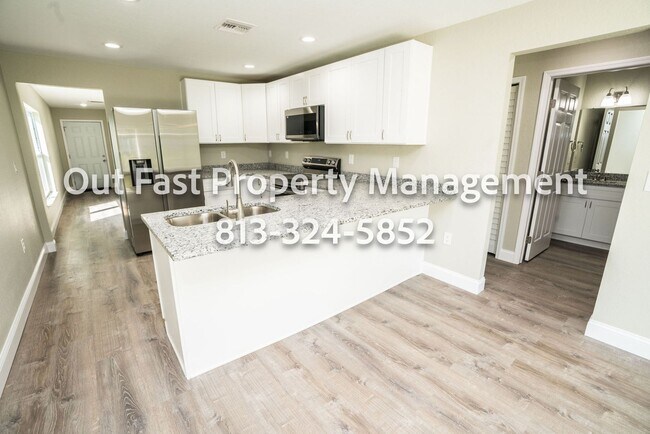 Building Photo - Fresh-Build 3-Bedroom Home in Lakeland