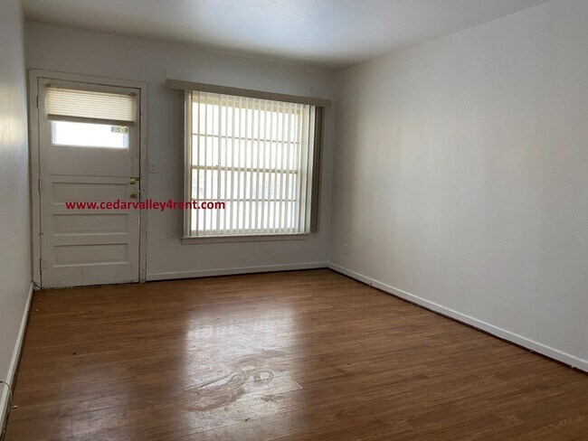 Building Photo - 531-535-535 Sherman Ave