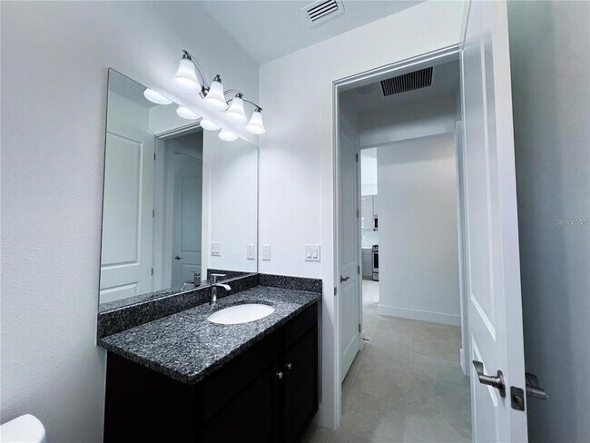 Building Photo - 5284 Barnett Cir