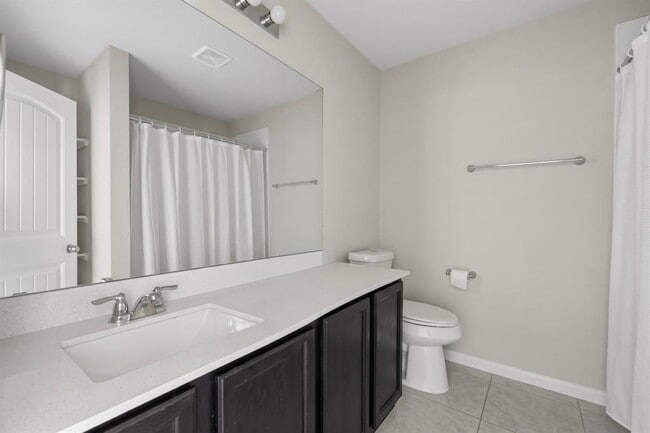 Building Photo - 6920 Ranchito Dr