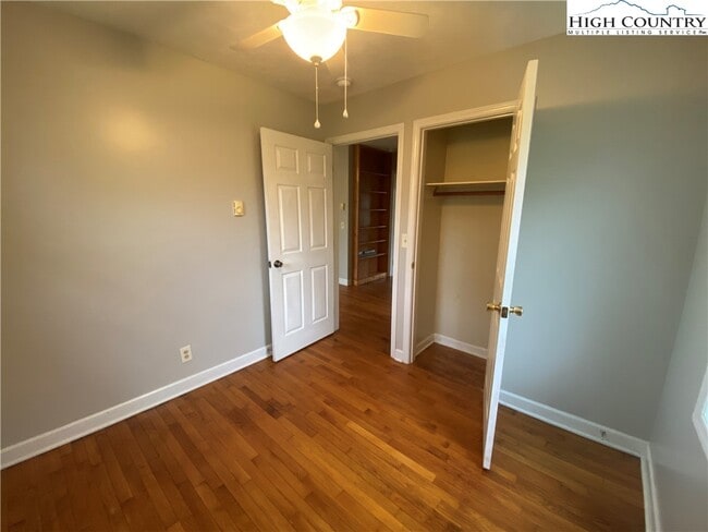 Building Photo - 417 Will Vannoy Rd