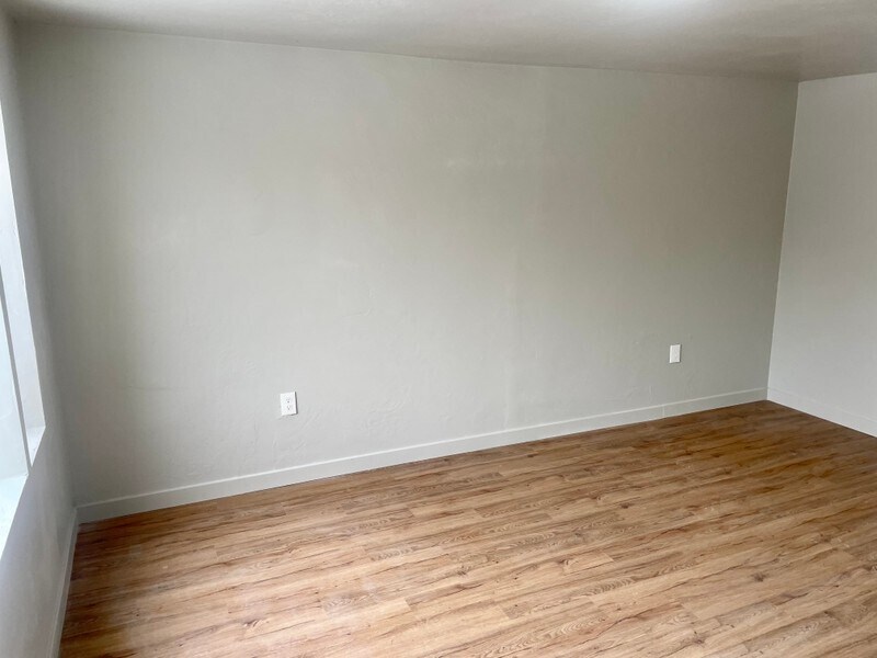 Building Photo - 1415 W 3350 S