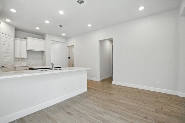 Building Photo - 9215 Aggie Run