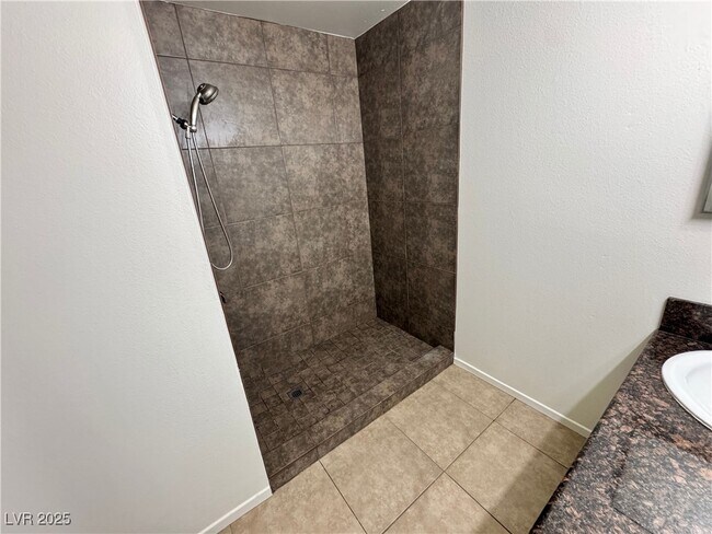 Building Photo - 2539 Winterwood Blvd
