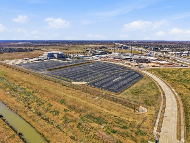 Building Photo - 4208 Greystone Way