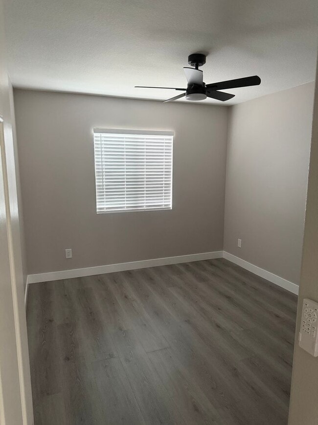 Building Photo - Eastvale 2 story beauty