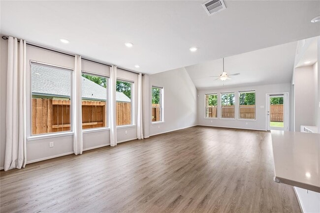 Building Photo - 7526 Cascades Pass Dr