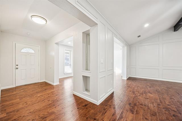 Building Photo - 2413 Bluffton Dr