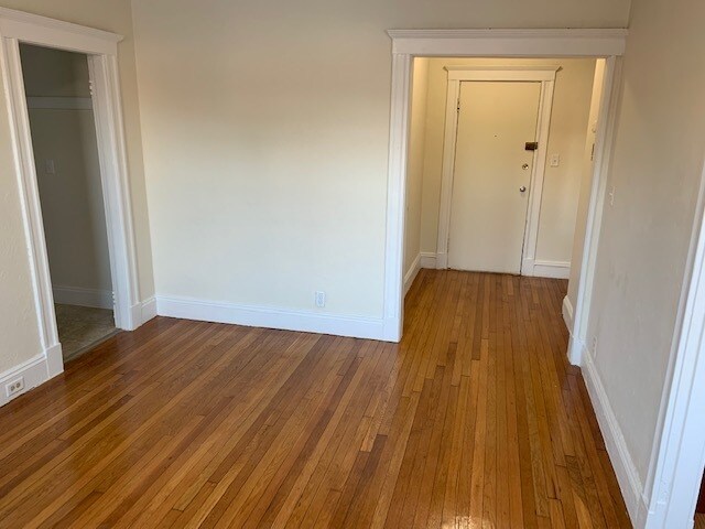 Building Photo - 1161 Boylston St