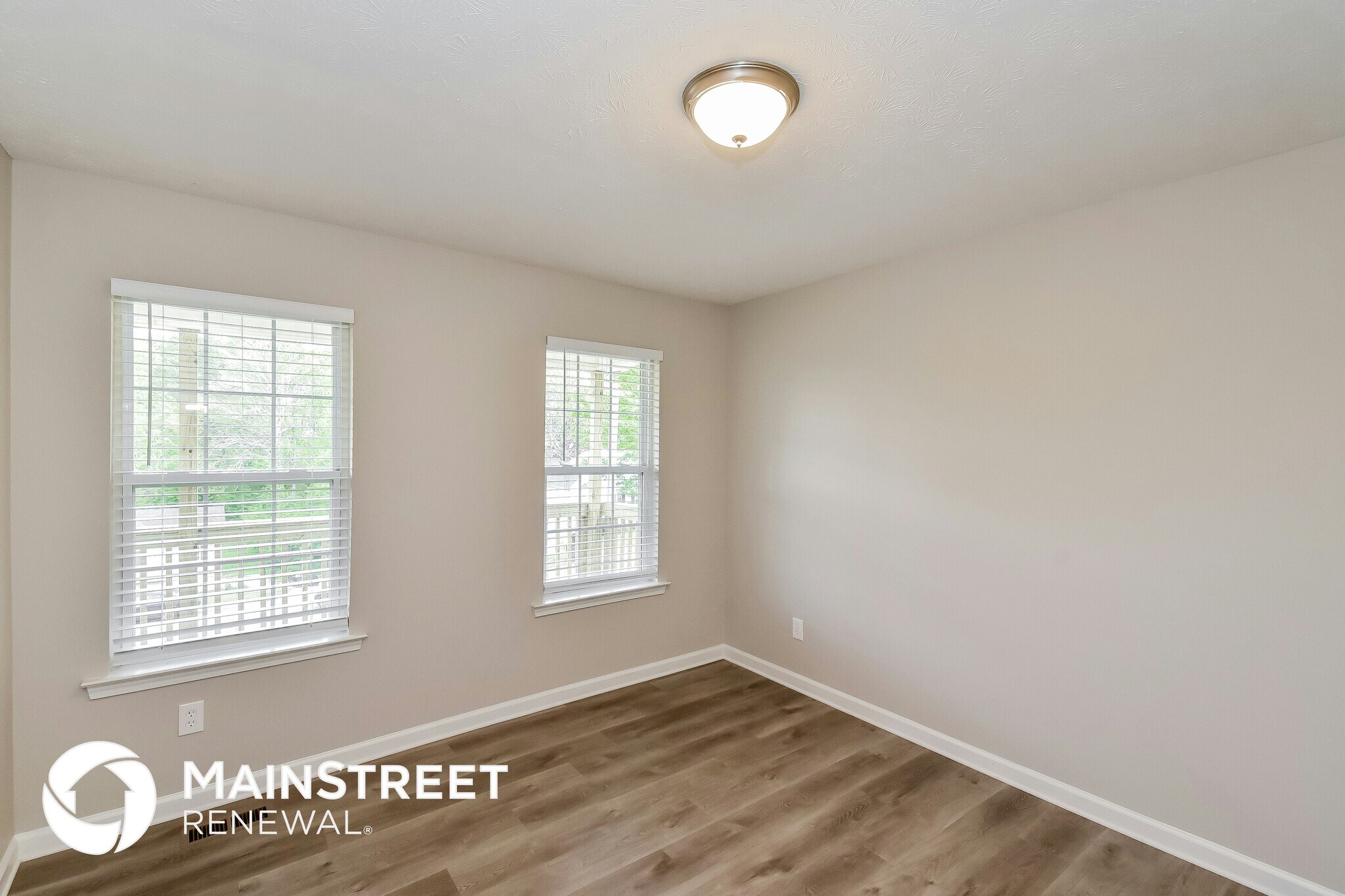 Building Photo - 273 Lenox Ct