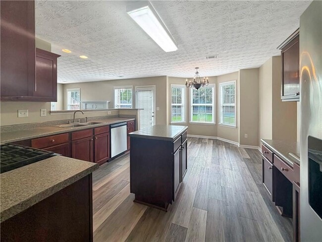 Building Photo - 1210 Skylar Ridge Cir