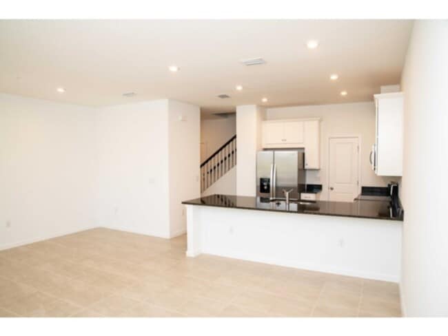 Building Photo - Brand New 3 bed 2.5 bath Townhome