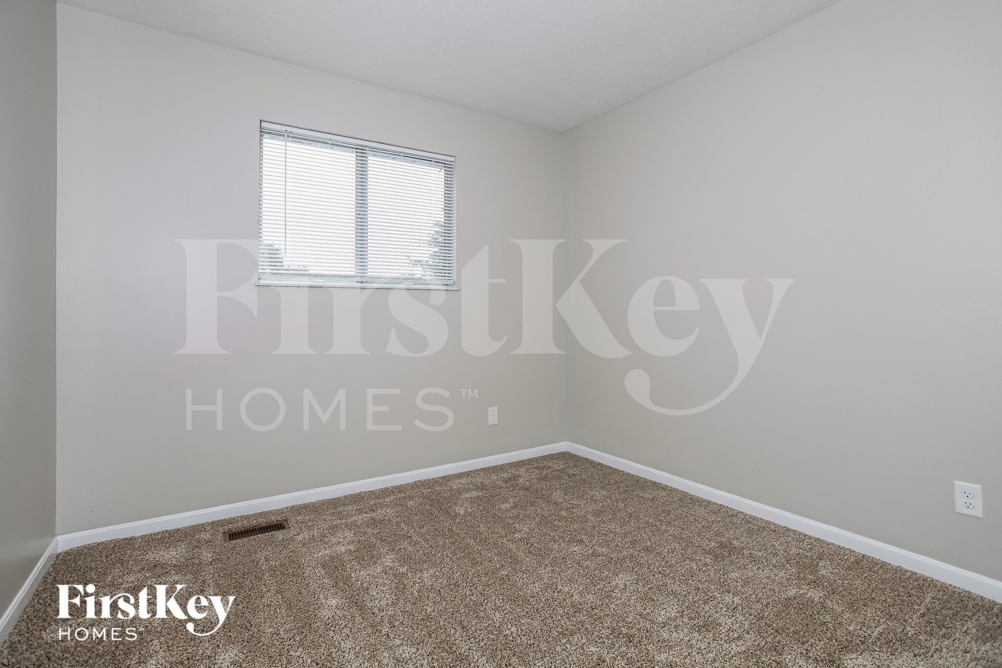 Building Photo - 1056 Merle Ct