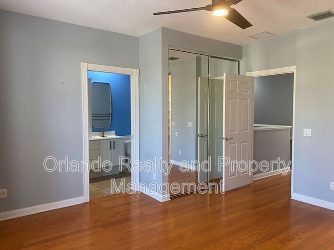 Building Photo - 1567 Napoli Dr W