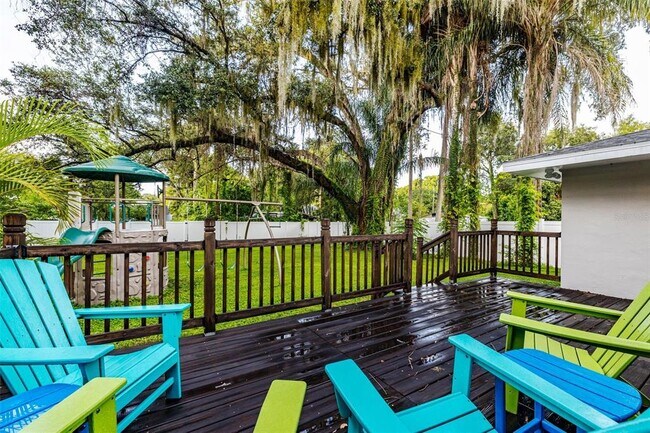 Building Photo - 113 W Adalee St