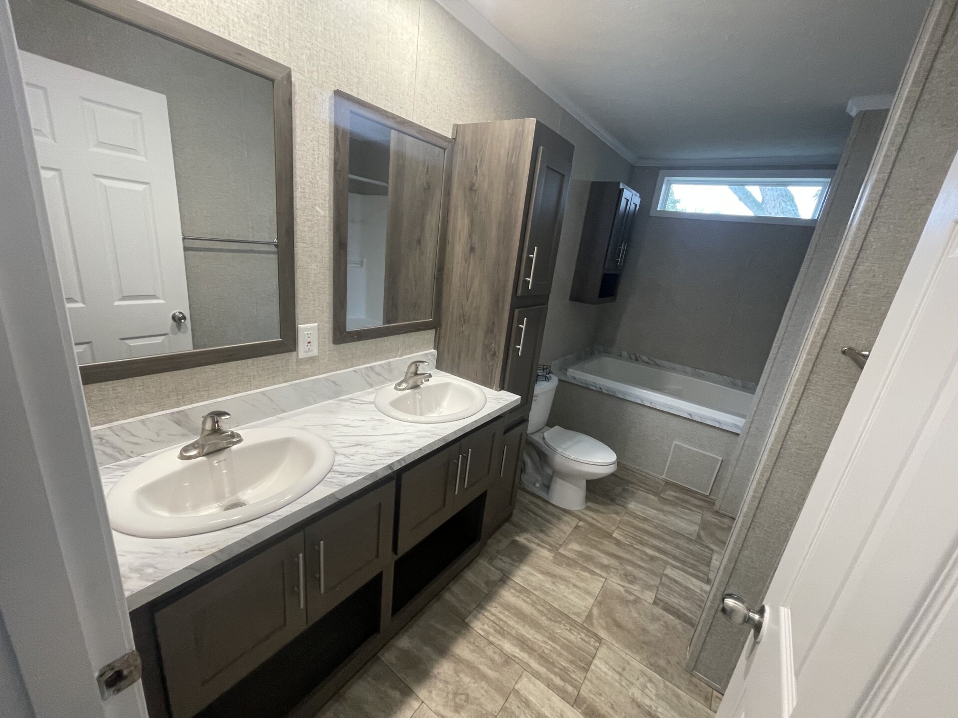 Building Photo - 16 Belmar St