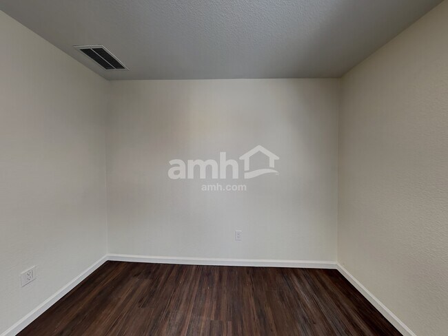 Building Photo - 13187 E Coyote Well Dr