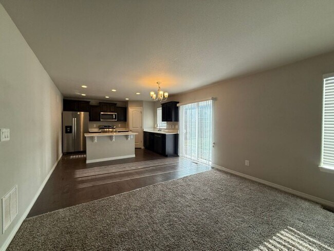 Building Photo - 6165 Shavers Dr