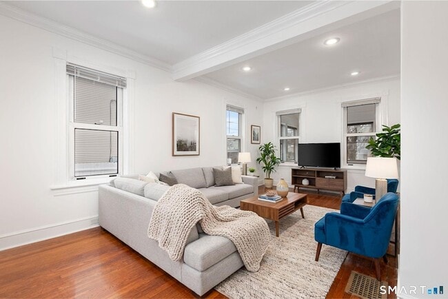 Building Photo - 43 Gregory Blvd